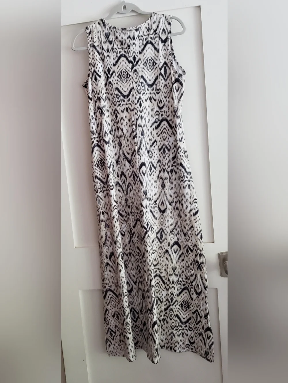 d & co Maxi Dress, Size M, Not Used - Picture 2 of 4